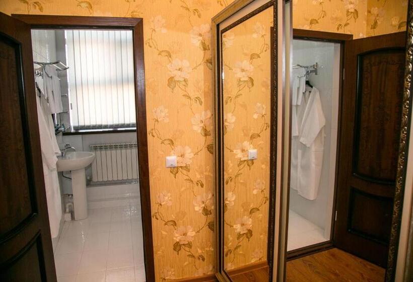 اتاق لوکس, Complex Bella Vista