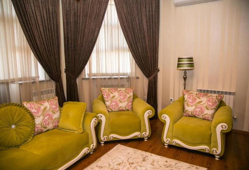 اتاق لوکس, Complex Bella Vista