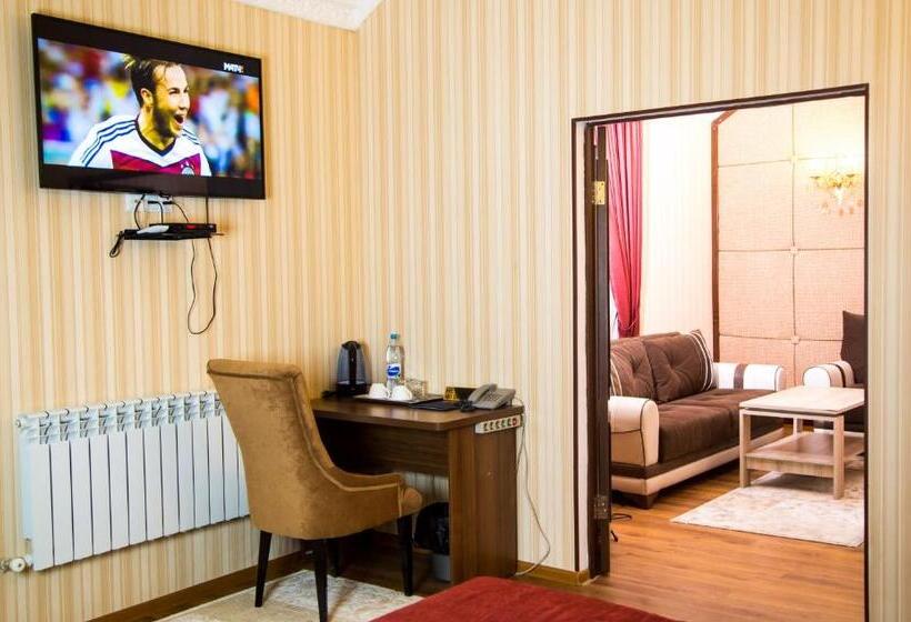 اتاق لوکس, Complex Bella Vista