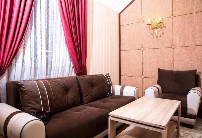 اتاق لوکس, Complex Bella Vista