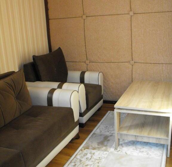 اتاق لوکس, Complex Bella Vista