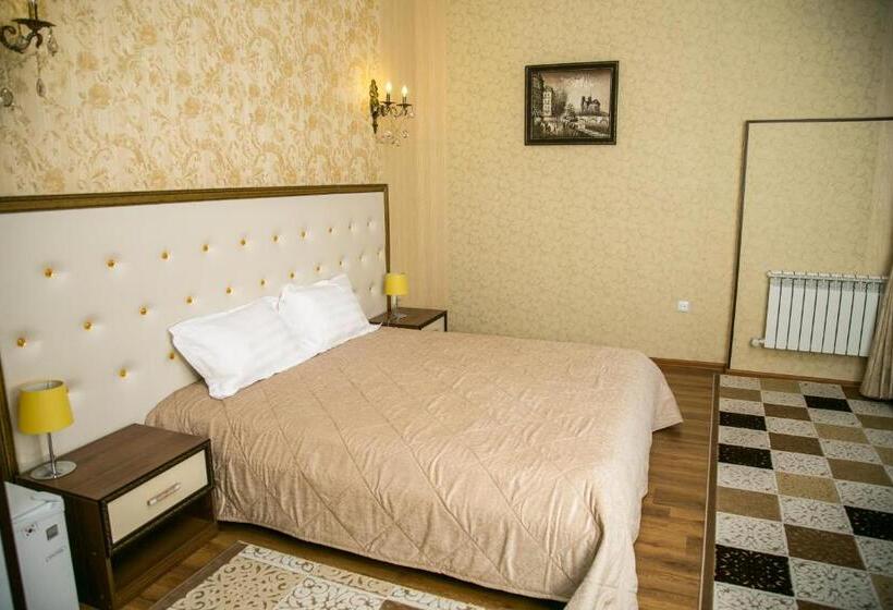 اتاق لوکس, Complex Bella Vista