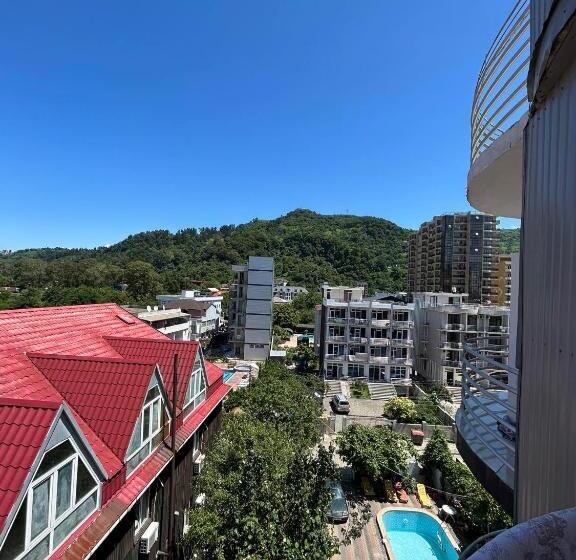 اتاق استاندارد با چشم‌انداز کوهستان, Family Hotel Khomaldy