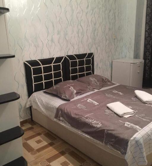 اتاق استاندارد با چشم‌انداز دریا, Family Hotel Khomaldy