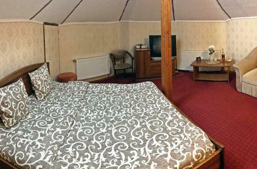 اتاق اکونومی, Geneva Hotel 800 метрів від Mcdonald S