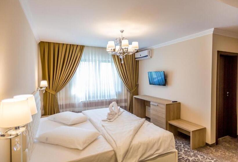 Номер Superior Кровать Кинг, J Adore Boutique