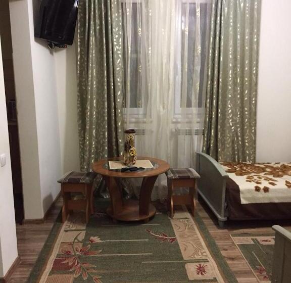 Номер Стандарт, U Zubrytskyh