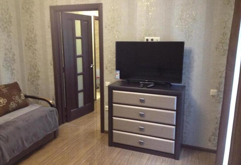 Трехместный Номер Стандарт с Балконом, U Zubrytskyh