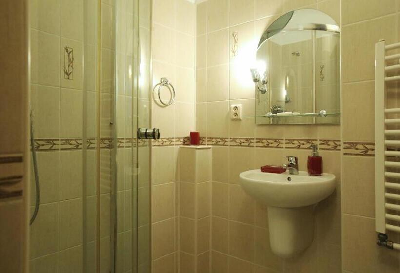 Номер Стандарт Трехместный, Motel Orgován