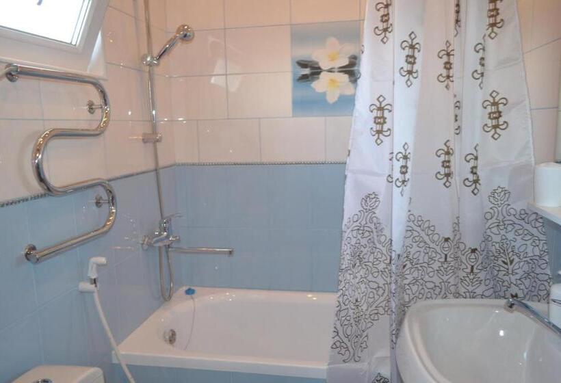 اتاق لوکس, дельфин