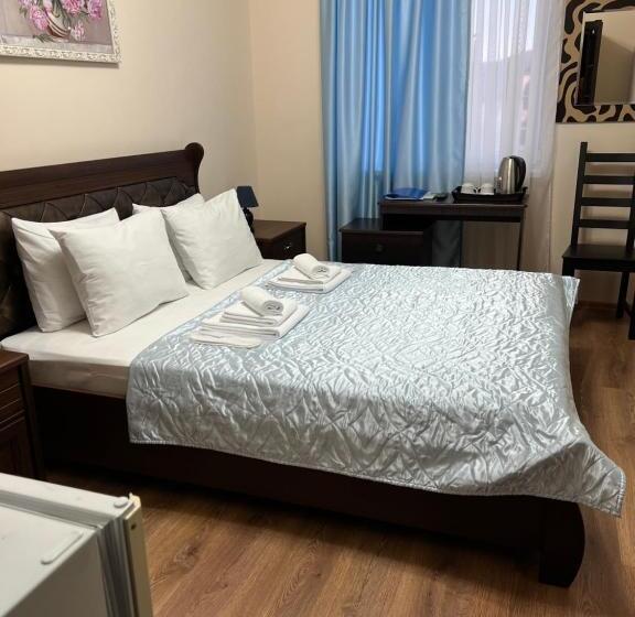 اتاق لوکس, дельфин