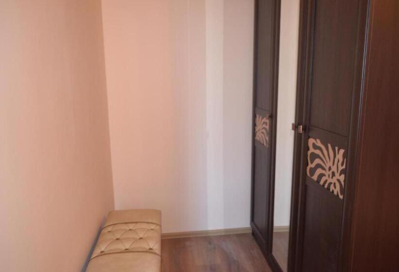 آپارتمان 2 خوابه, дельфин