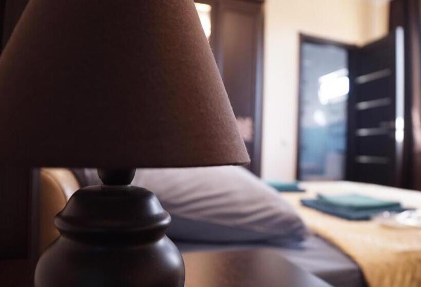 اتاق راحتی سه تخته, дельфин