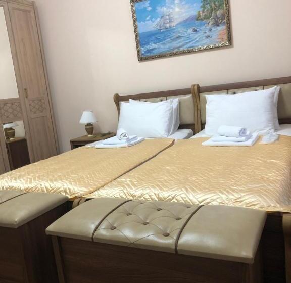 اتاق لوکس خانوادگی, дельфин