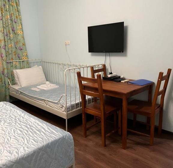 خانه 4 خوابه, дельфин