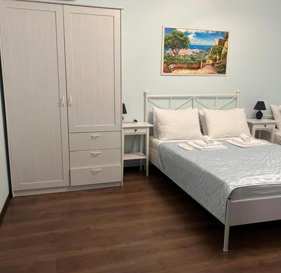 خانه 4 خوابه, дельфин