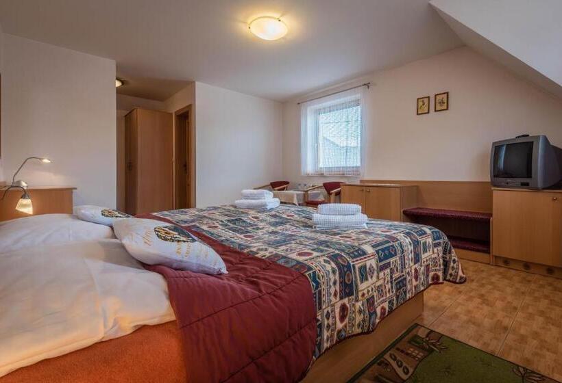 豪华房间, Penzion Eso