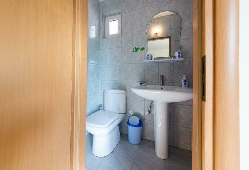 غرفة قياسية مزوَّدة بشُرفة, Vila Adriana