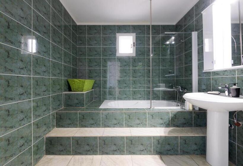 آپارتمان لوکس 2 خوابه, Vila Adriana