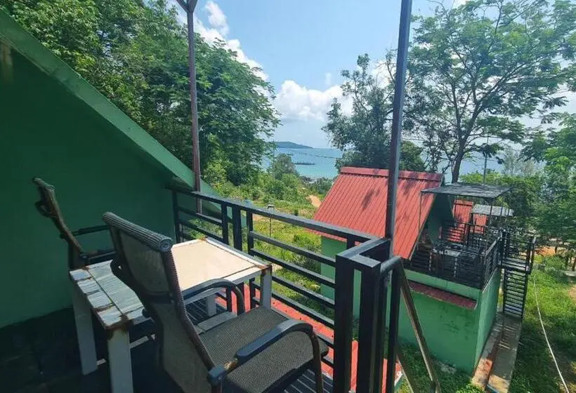 ガーデンビューファミリールーム, Plankton Bungalow And Camping