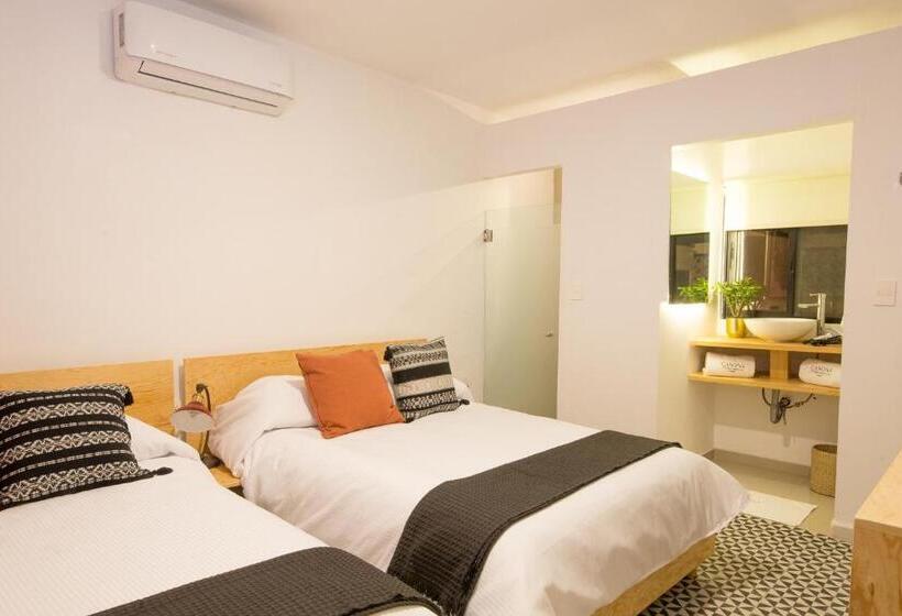 Люкс, Casona Independencia