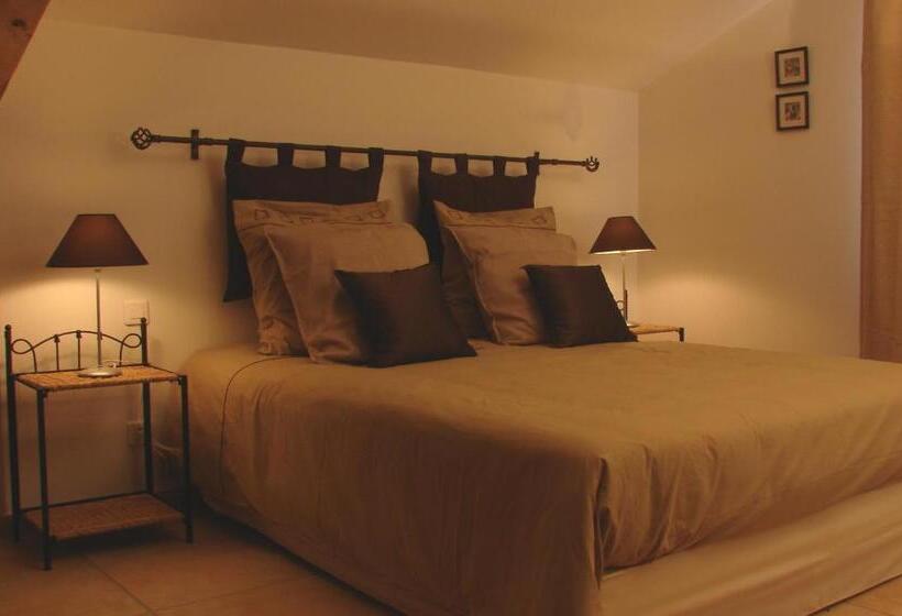 패밀리 룸, La Bordette