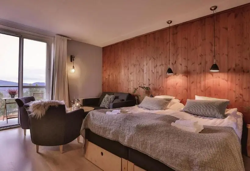 ファミリールーム, Bergshotellet