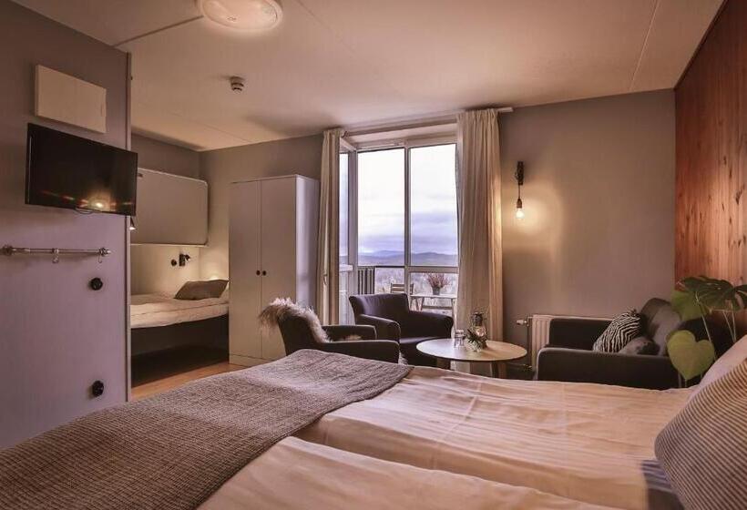 Perhehuone, Bergshotellet