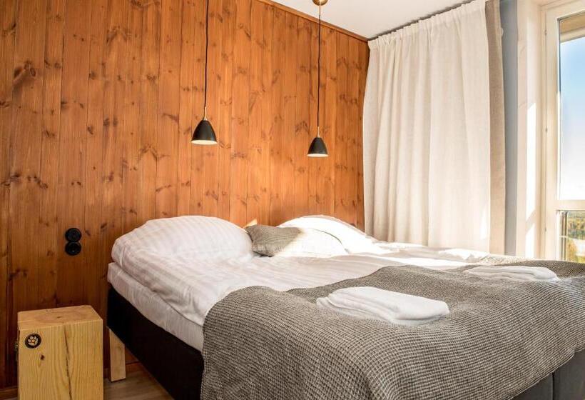 Deluxe-perhehuone, Bergshotellet