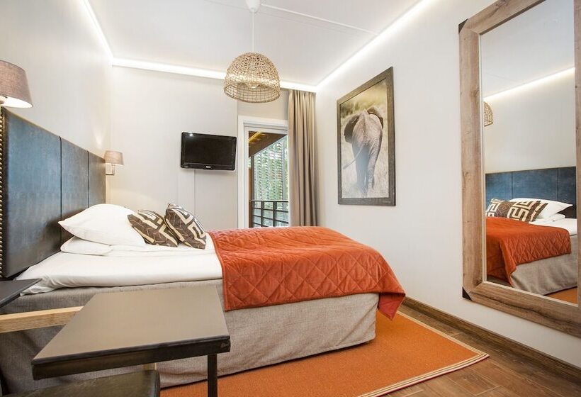 غرفة قياسية سرير بطابقين, Dyreparken Safarihotell