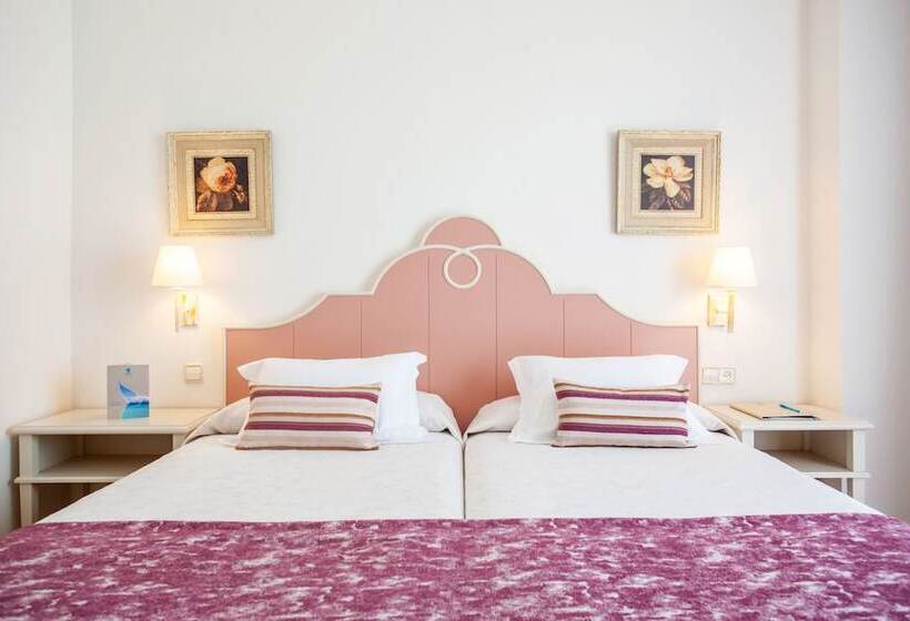 سوییت با چشم‌انداز باغ, Grupotel Macarella Suites & Spa