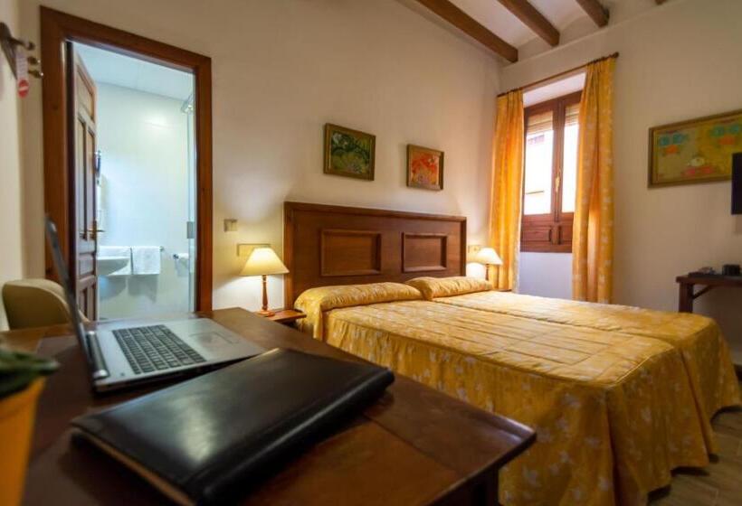 スタンダードルーム, Hostal Loreto