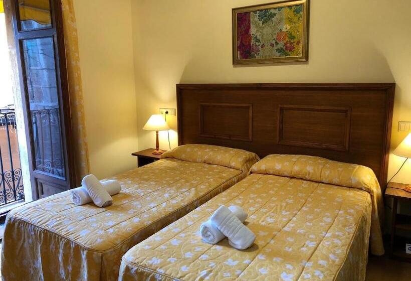 スタンダードルーム, Hostal Loreto