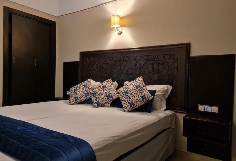 标准单人间, Batha