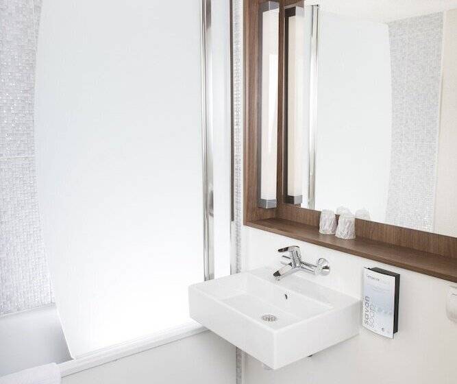 חדר סטנדרט, Campanile Cergy Saint Christophe