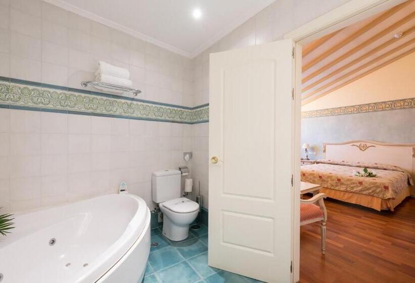 高级房间带漩涡浴缸, Condesa De Chinchon