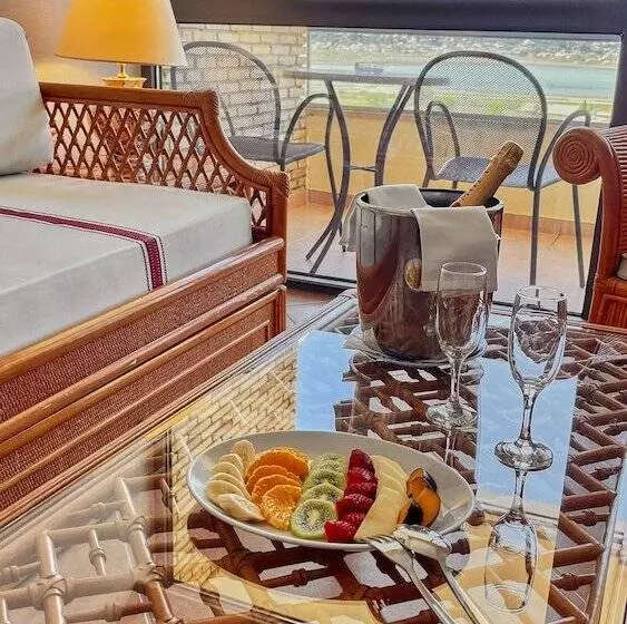 سوییت سوپریور, Divani Corfu Palace