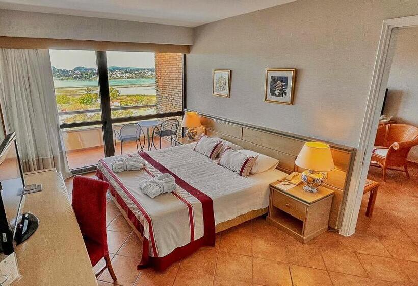 수피리어 스위트, Divani Corfu Palace