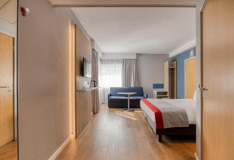 Номер Стандарт Адаптированный для Инвалидов, Holiday Inn Express Mechelen City Centre, An Ihg