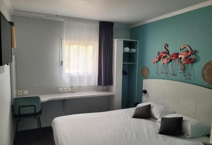 Номер Стандарт, Kyriad Direct Arles
