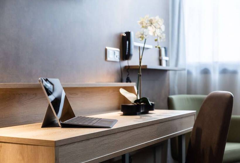 اتاق استاندارد, Kyriad Prestige Bordeaux Aeroport