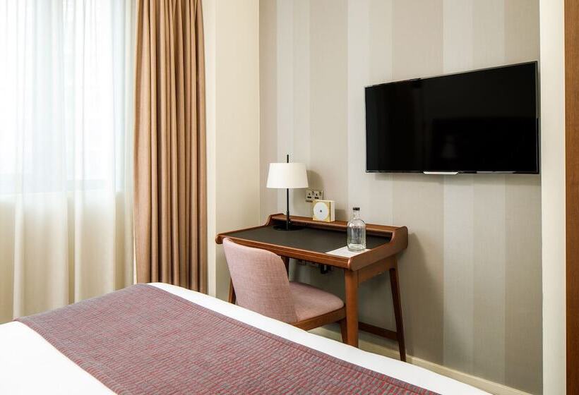 带双人床的经典房间, Mercure London Bridge