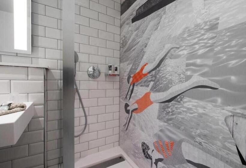 带双人床的经典房间, Mercure London Bridge