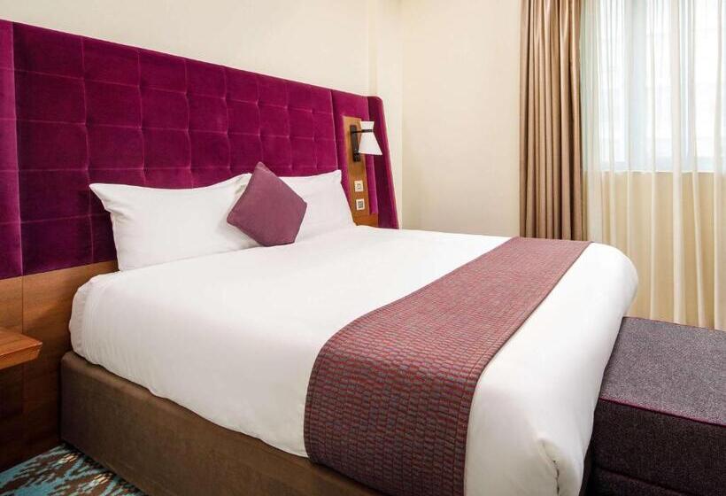 Номер Стандарт, Mercure London Bridge