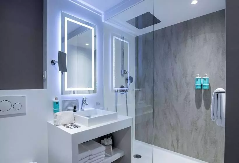 スーペリアールーム, Novotel Luxembourg Kirchberg