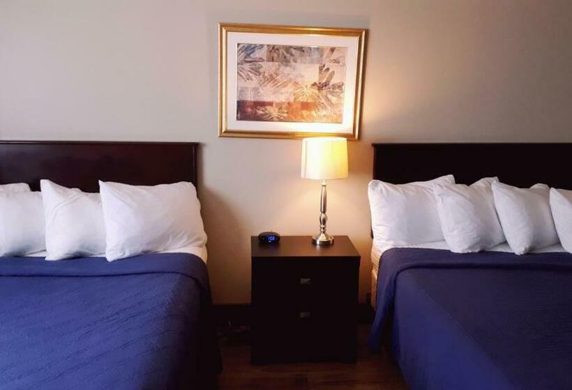 Номер Стандарт, Causeway Bay Hotel Sparwood