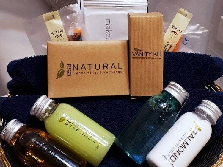 带2个双人床的标准工作室, Causeway Bay Hotel Sparwood