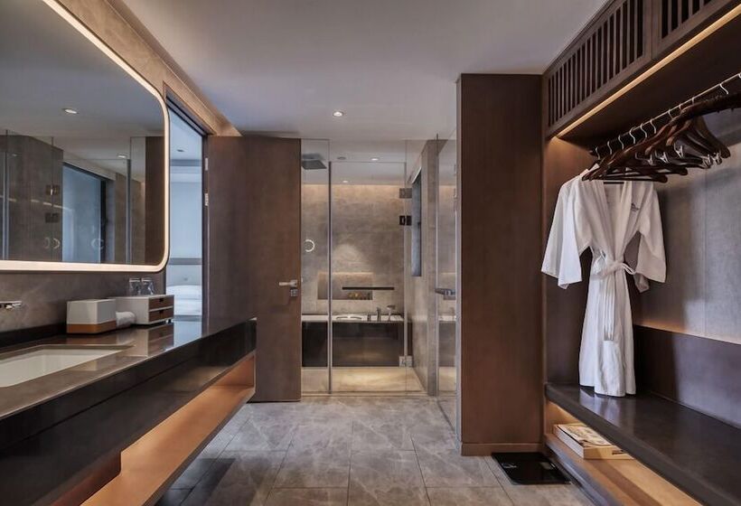 Номер Superior, Wingate By Wyndham Hainan Chengmai