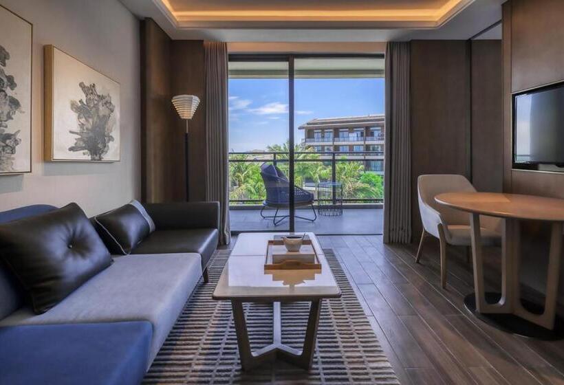 Номер Deluxe Кровать Кинг, Wingate By Wyndham Hainan Chengmai