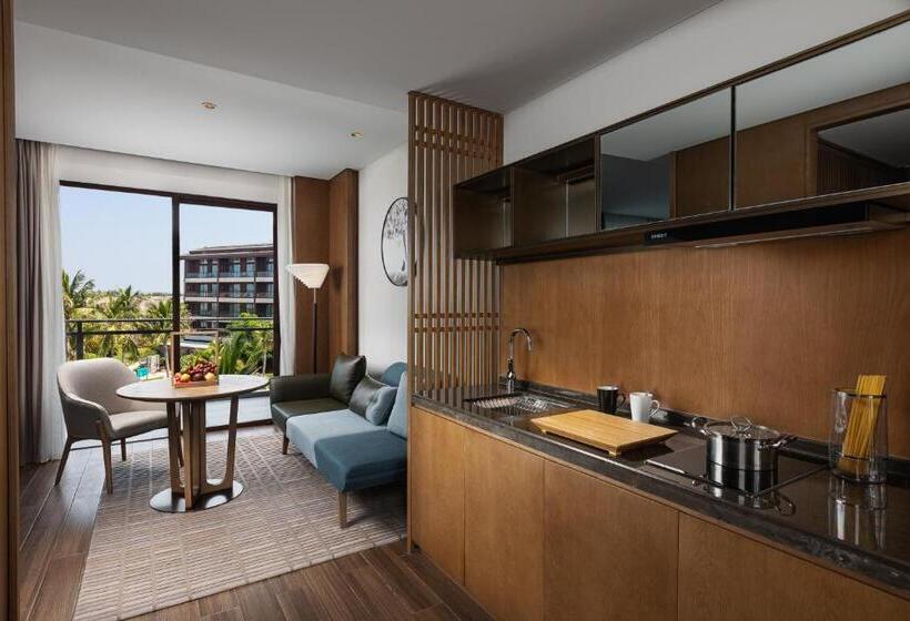 חדר דחוקס עם מיטת קינג, Wingate By Wyndham Hainan Chengmai